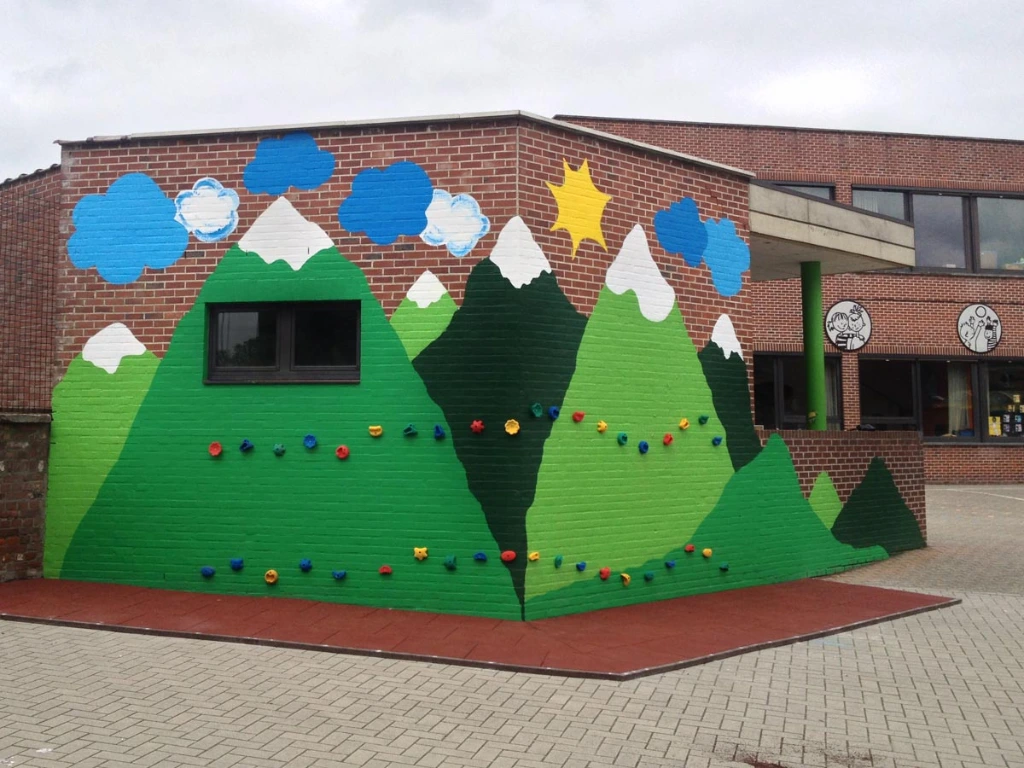 klimgrepen-schoolmuur-speelplaats05.webp