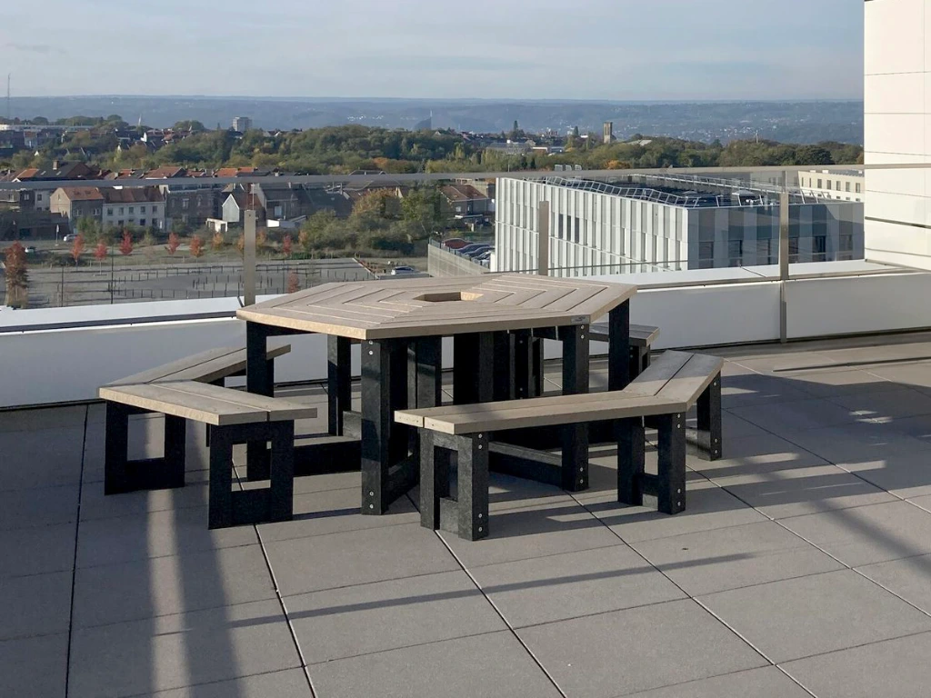 picknicktafel siena op terras.webp