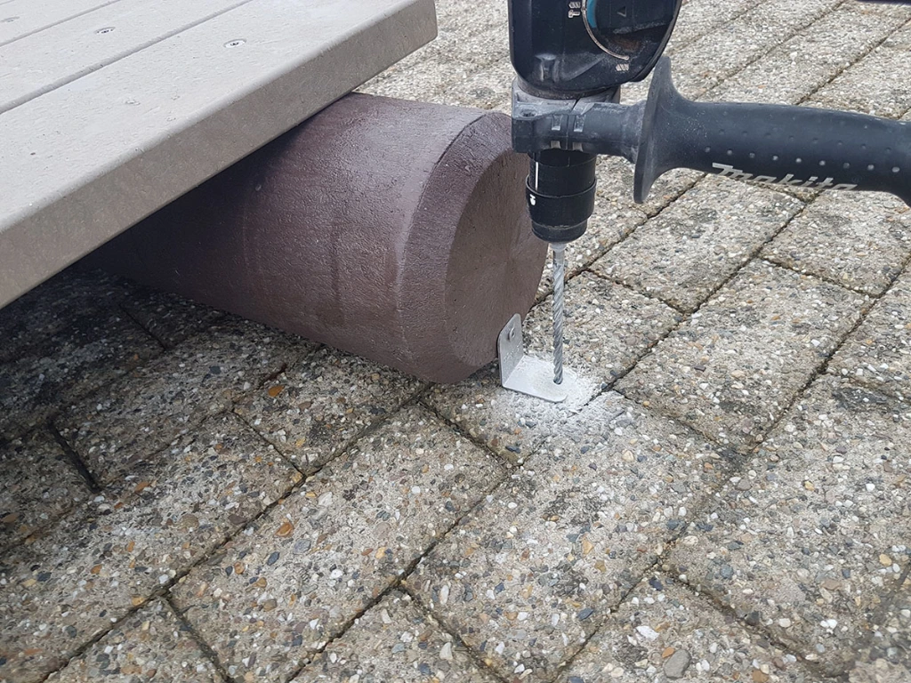 verankering speeltoestel L-haak12.webp