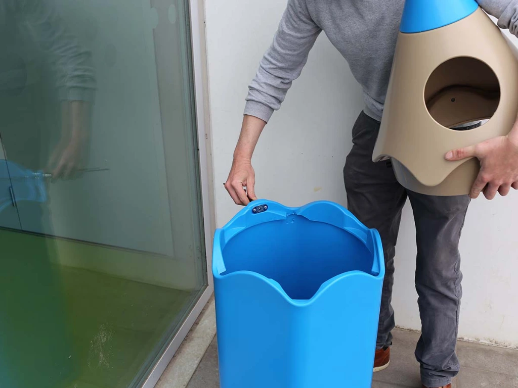 potlood vuilnisbak open.webp