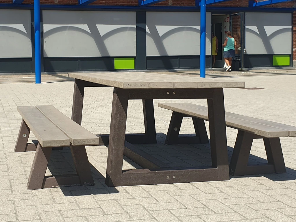 tafel GP77 Govaplast Play 1.webp