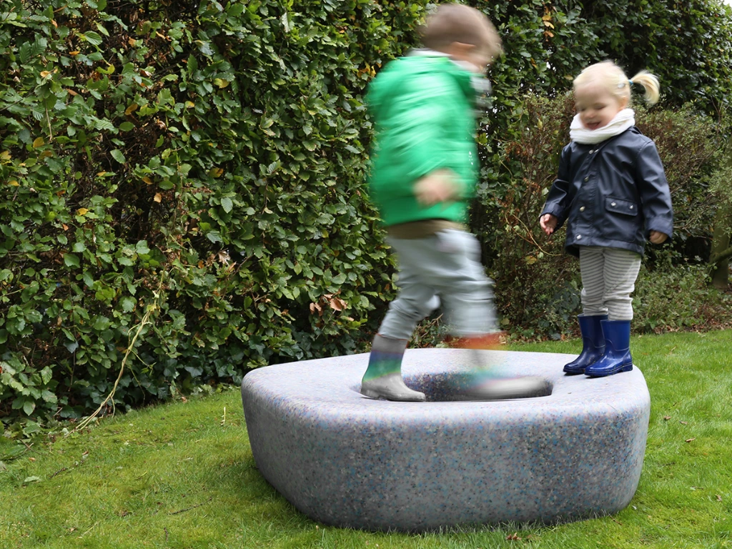 sitscool confetti zitobject met kleuters.webp