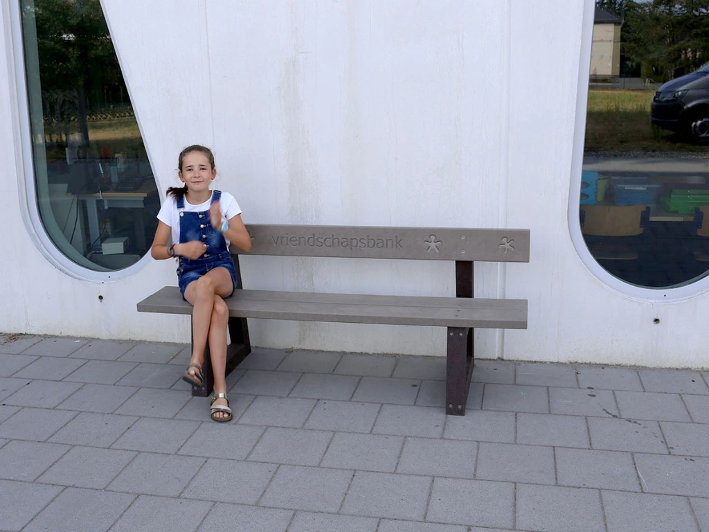 GP96 vriendschapsbank Govaplast Play.webp