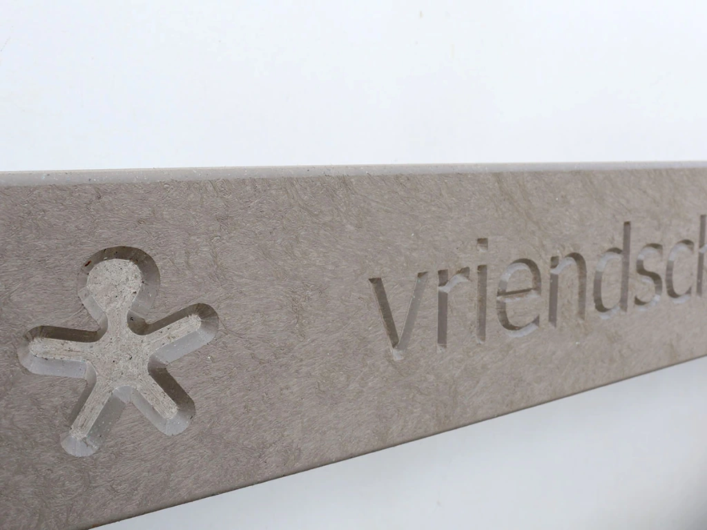 detail vriendschapsbank GP69 .webp