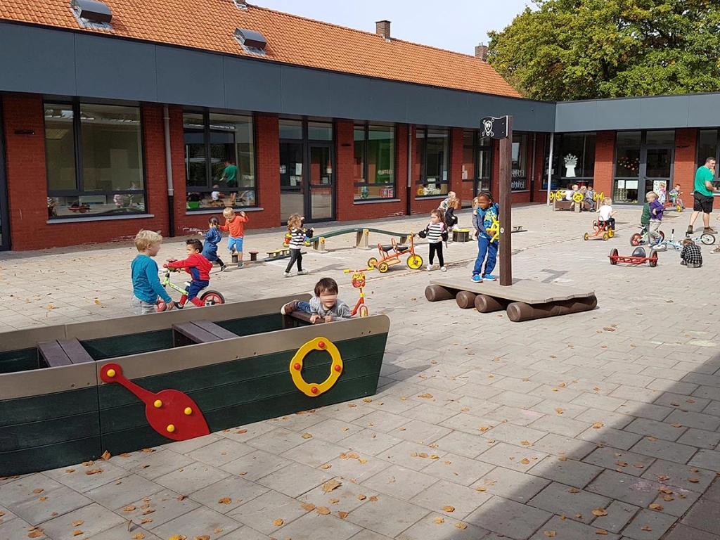 Govaplast Play GP30 speelvlot voor speelplaats 08.webp