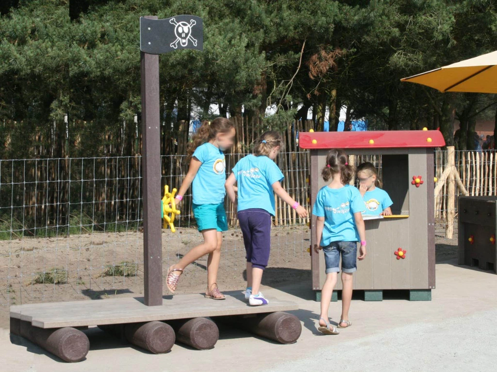 Govaplast Play GP30 speelvlot voor speelplaats 02.webp