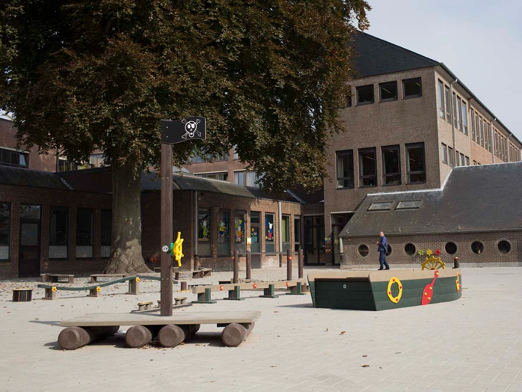 Govaplast Play GP30 speelvlot voor speelplaats 09.webp