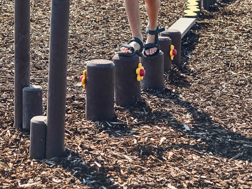 Stapalen parcours GP100 in schors.webp