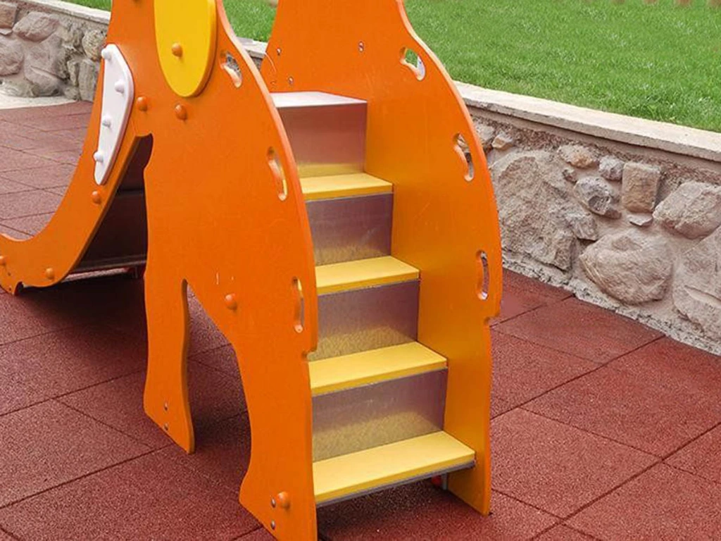 Glijbaan olifant reapje.webp