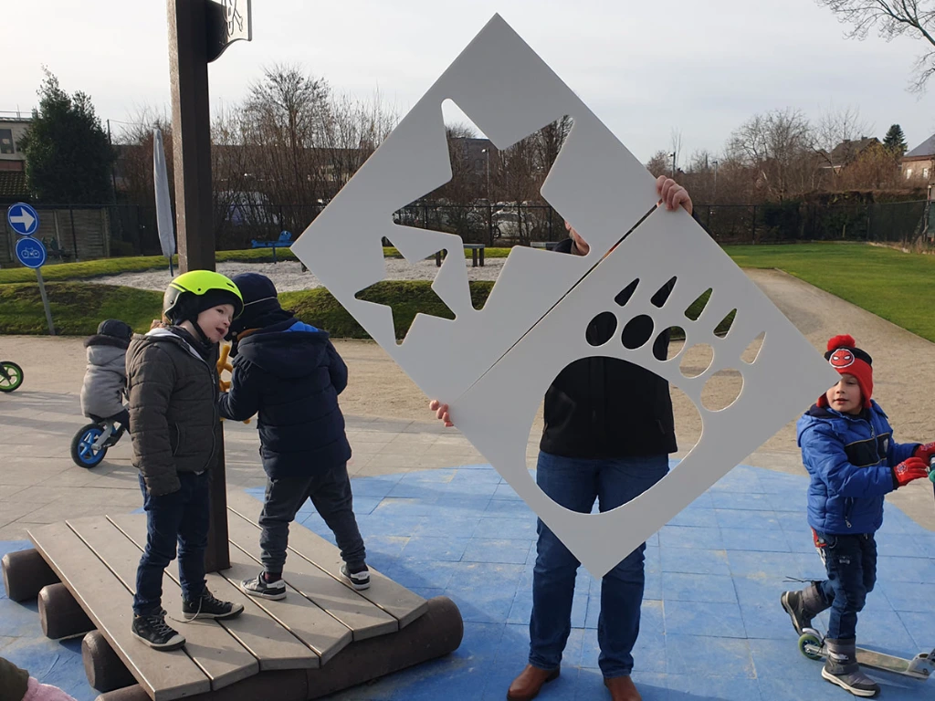 sjabloon berenpoot kleuterspeelplaats .webp