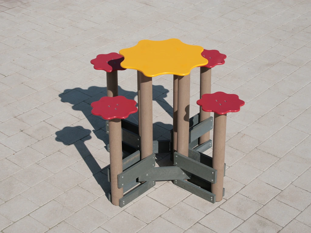 ID003-Table and stools 'Sandy'-016 kopie.webp