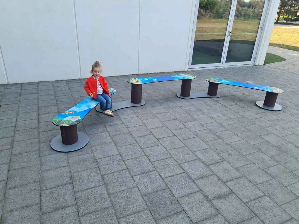 Banc chaine - Maya l'Abeille