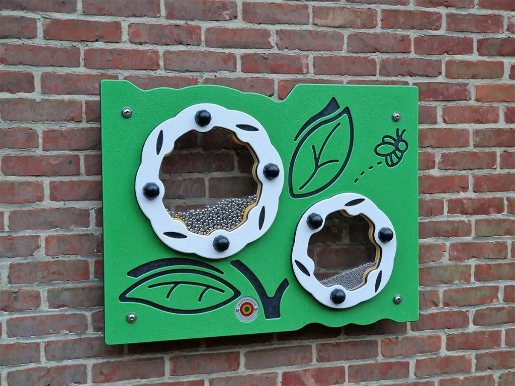 Play panel Flowers with balls