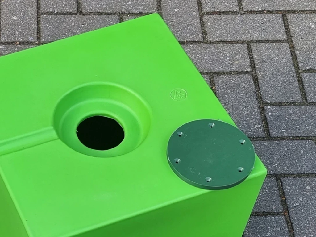 Closing plate for Maxi Cube