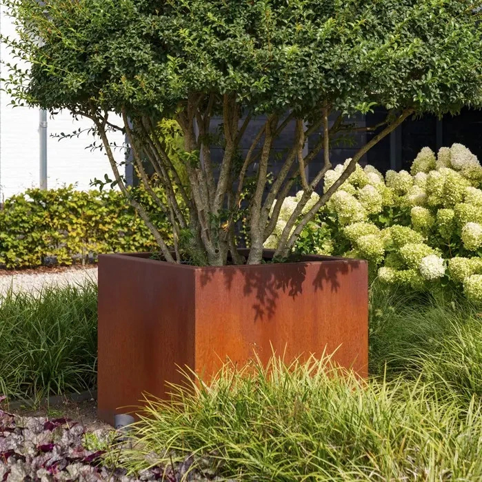 [ID404-000000-CS] Jardinière en acier corten sur pieds