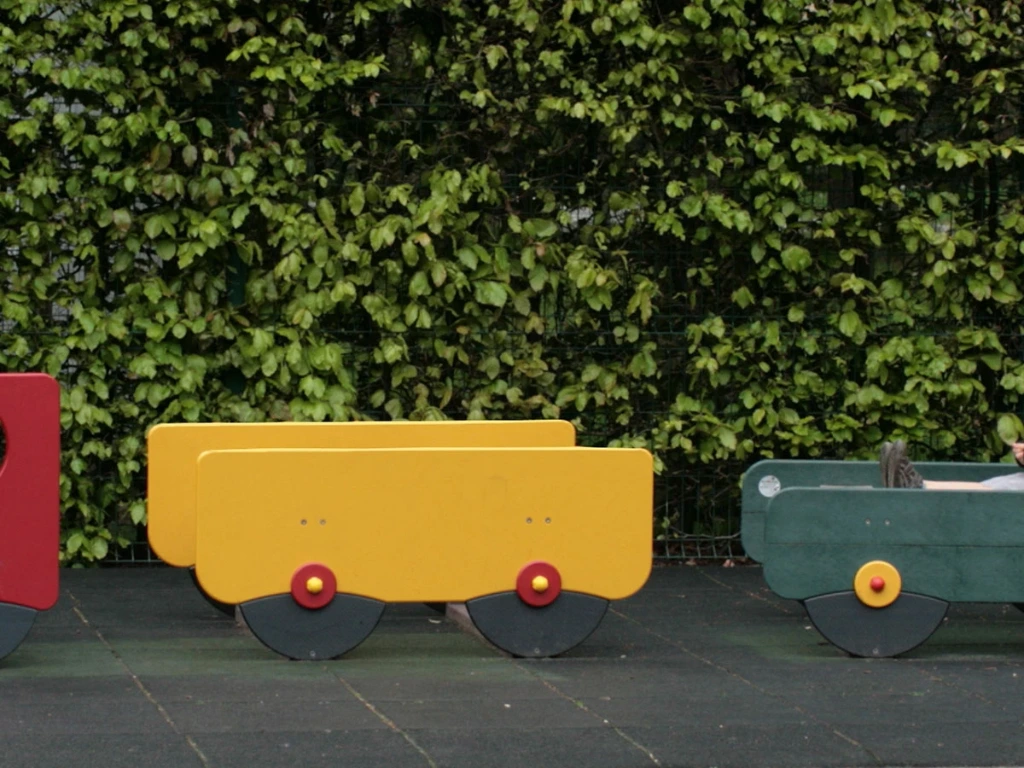 [ID025-00000D-YE] ID025- Yellow Wagon