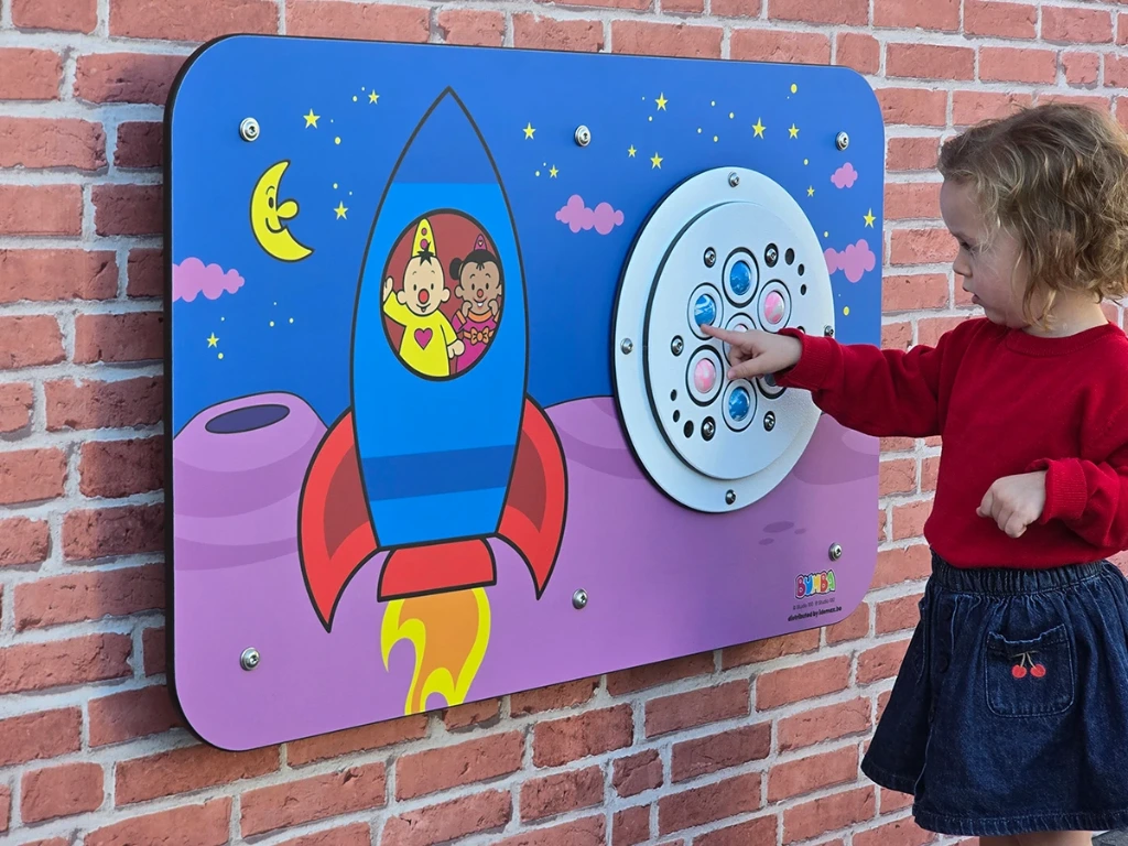 Bumba Space Play Panel