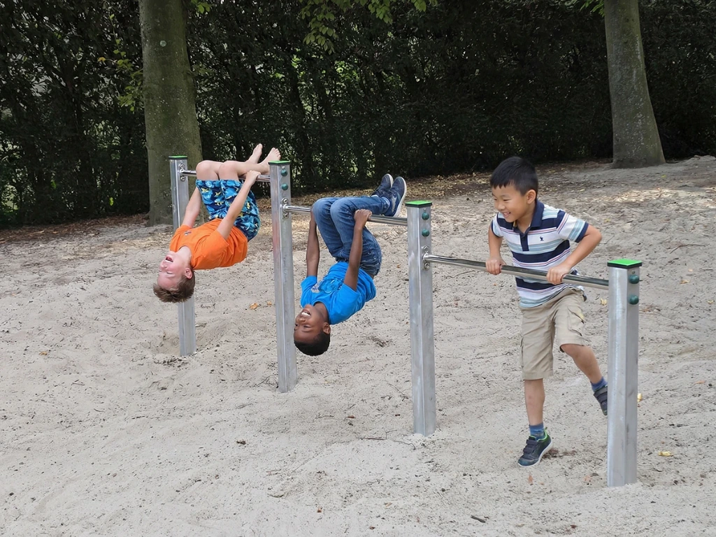 Steel Gymnastics Rack with Stainless Steel Bar