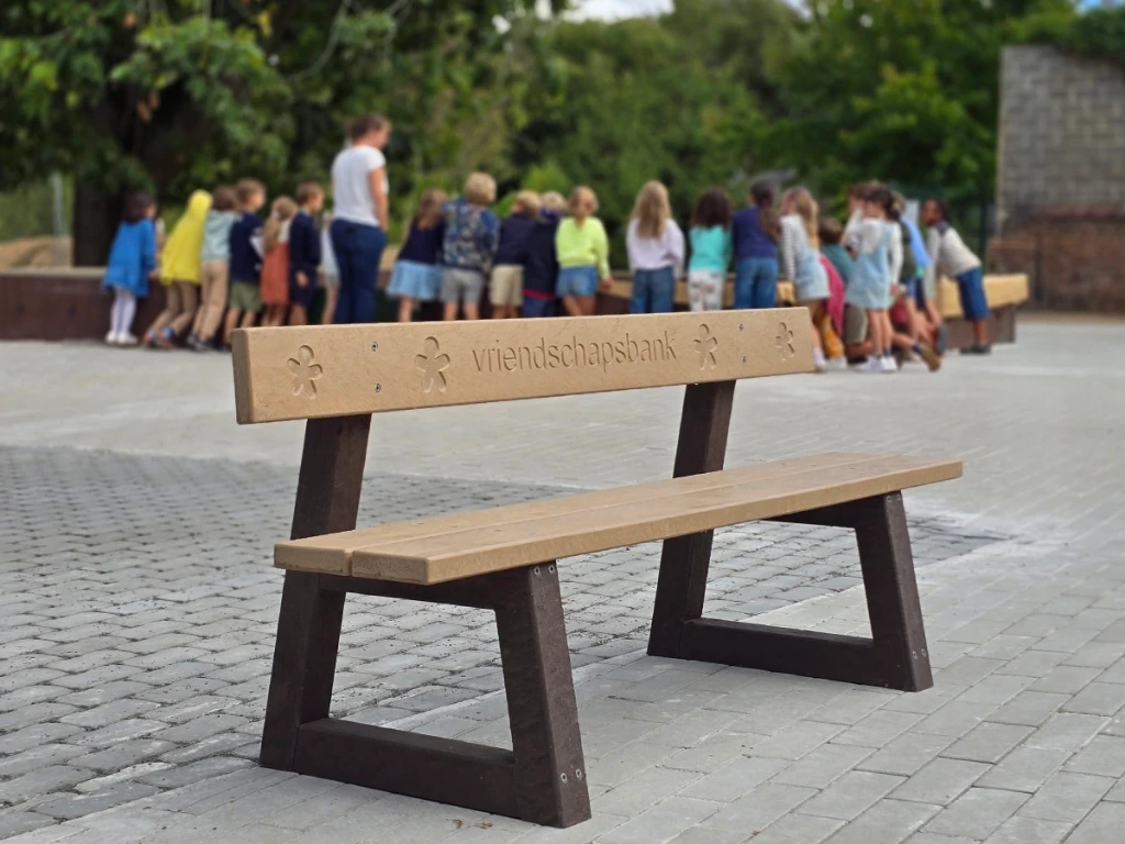 Banc de l'Amitié