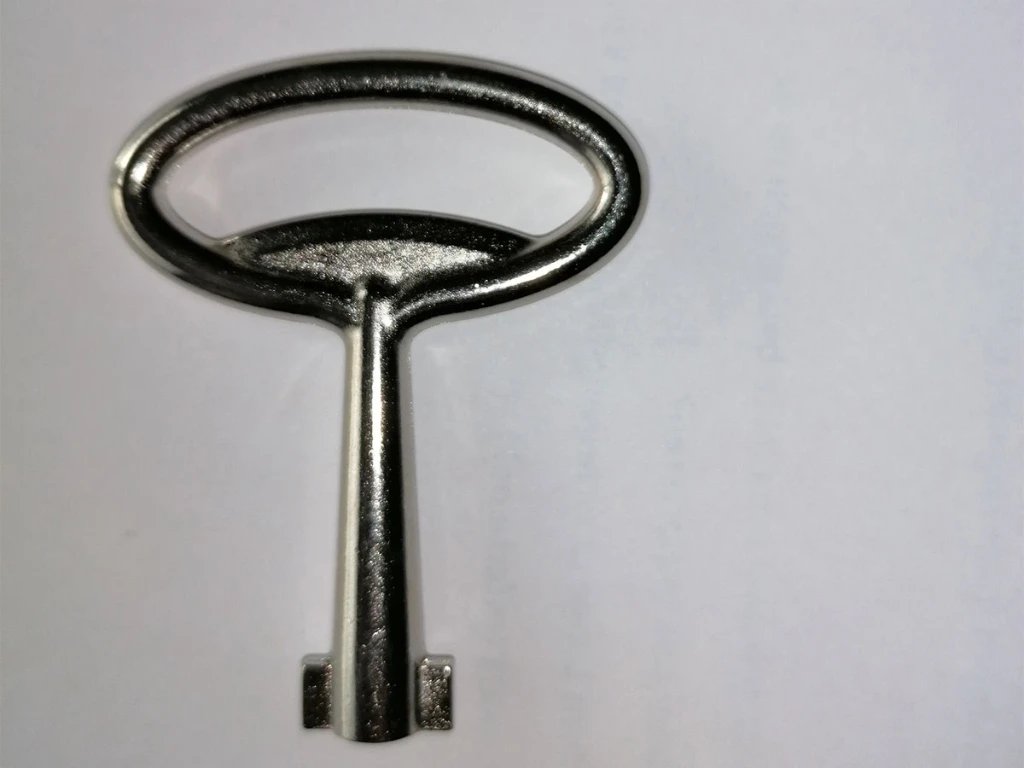 [ID780-00000S-NA] Key for Donut or Zero